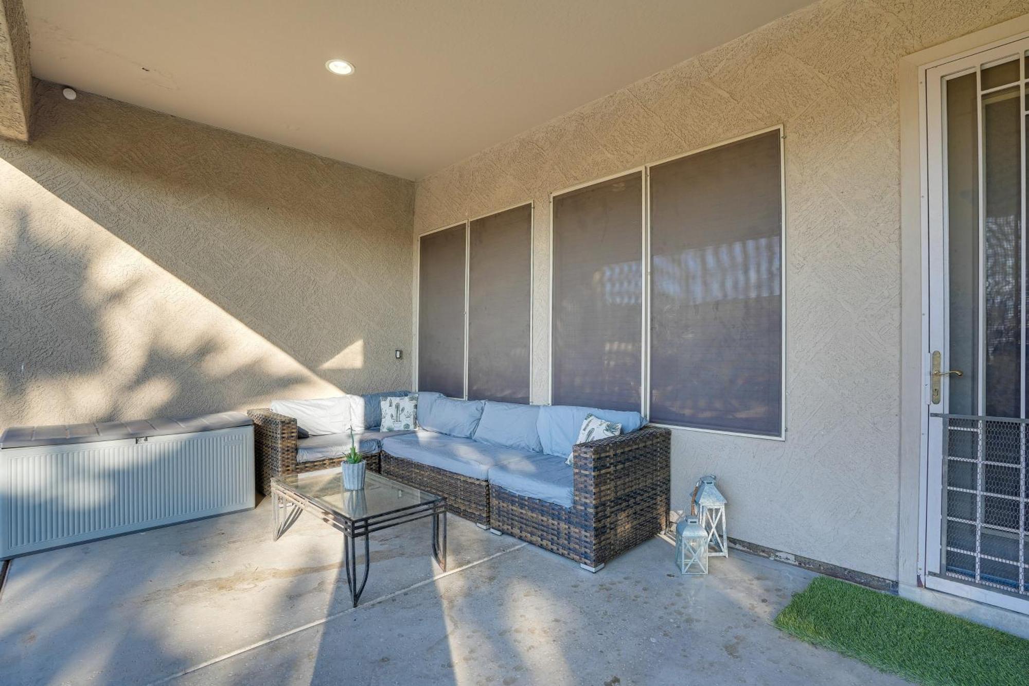 Goodyear Group Getaway With Pool And Putting Green Extérieur photo